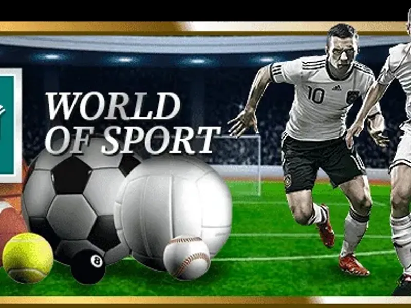 Người chơi đang sử dụng điện thoại di động với biểu tượng pg88 slot và các biểu tượng quy định